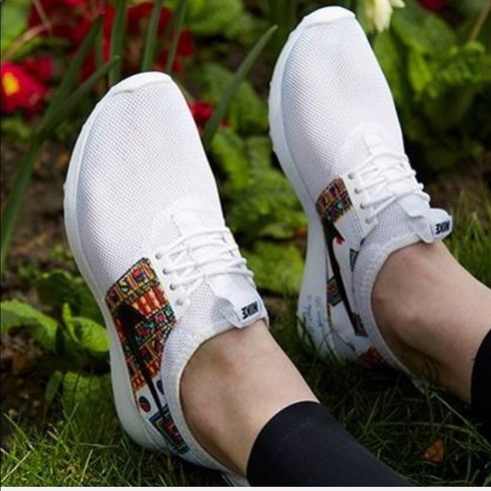 NWT Nike Juvenate liberty Rare - Picture 2 of 8